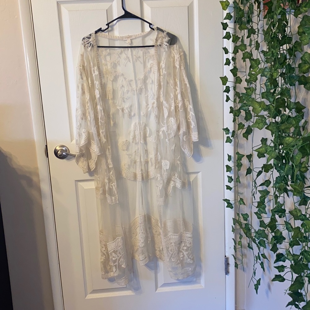 Vintage lace overlay